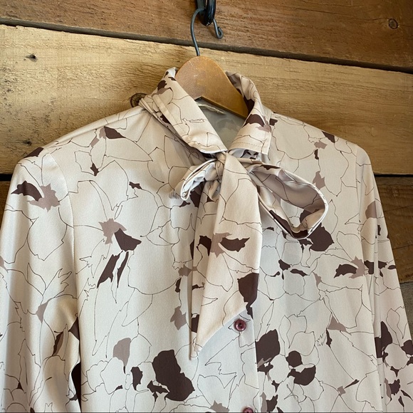 Vintage Neck-tie Pussy Bow Floral Blouse - Picture 3 of 10